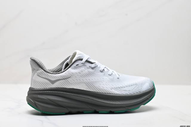 公司级Hoka M Clifton 9 全新配色 网面透气 公路运动鞋 新款采用超厚中底的设计 让它跑在了其他厂商的前面 推出的跑鞋以缓震和轻量的优势 得到众多