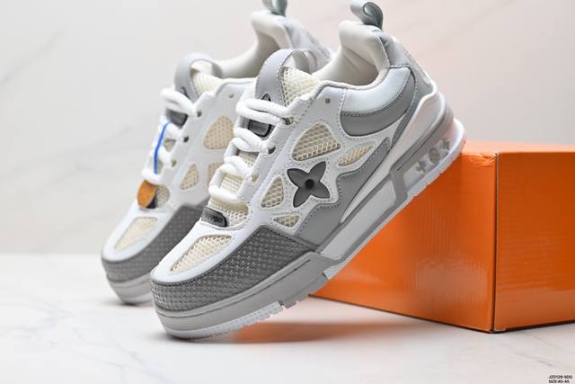 真标Louis Vuitton Trainer Sneaker Low 全新 Lv 路易威登 休闲运动文化百搭板鞋 尺码:40-45 Id:Jzd129-Sdg