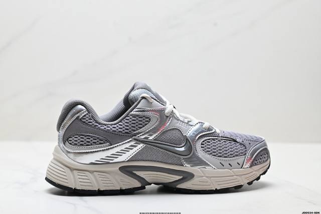 公司级Nike V5 Rnr 耐克 舒适百搭防滑耐磨 低帮休闲鞋 鞋面是大网孔设计 透气性超强 夏天穿完全不会闷脚 特别适合现在这种天气 中底是泡棉材质 脚感特