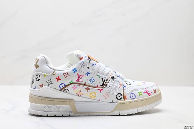 公司级Louis Vuitton Trainer Sneaker Low 路易威登 休闲运动文化百搭板鞋 舒适防滑底和百搭性霸屏整个时尚娱乐圈 细节调整完美主义