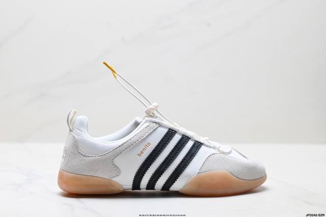 公司级Bad Bunny X Adidas Ballerina 阿迪达斯 舒适百搭 防滑耐磨 低帮生活休闲鞋 货号:Jq9229 尺码:36 36.5 37 3