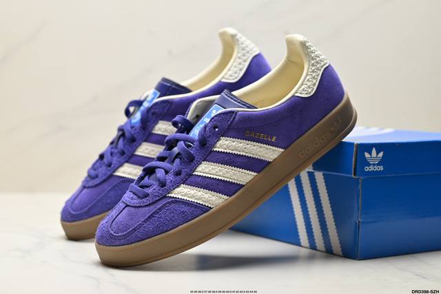 公司级阿迪达斯 羚羊内训 德训 低帮板鞋Adidas Gazelle Indoor Trainers 羚羊内训系列低帮复古百搭休闲运动德训风板鞋 采用长绒翻毛皮