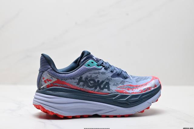 公司级Hoka Stinson 7 低帮专业越野跑步鞋 这款鞋5Mm的前后掌落差能让你贴近自然跑的步态 使你的身体对鞋子的缓震和支撑特性依赖变少 从而增加自身的