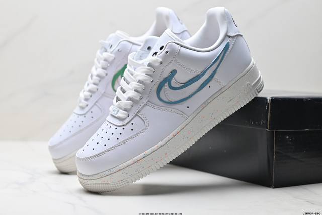 公司级耐克Nike Air Force 1’07空军一号低帮百搭休闲运动板鞋。柔软、弹性十足的缓震性能和出色的中底设计，横跨复古与现代的外型结合，造就出风靡全球
