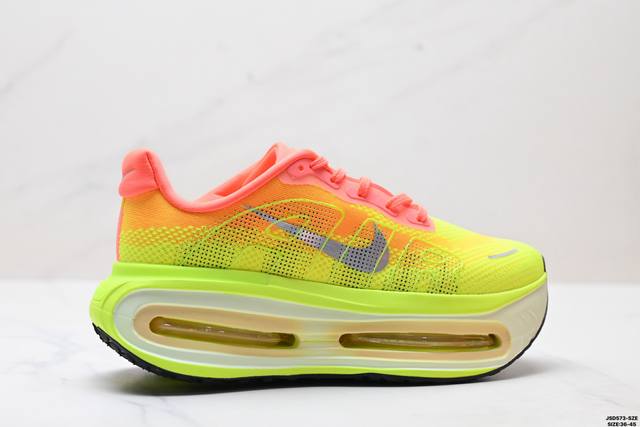 公司级Nike Vomero Premium 耐克 舒适减震防滑 低帮跑步鞋 全掌Reactx泡绵中底 前掌和后跟还配备了Air Zoom气垫单元 据说跑起来更
