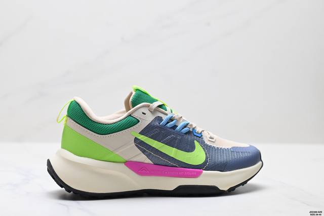 公司级Nike耐克鞋2025夏季新款Juniper Trail 2休闲跑步鞋 外观设计：采用白色主调搭配橙色点缀，鞋面设计经典百搭，适合日常通勤及户外活动。 科
