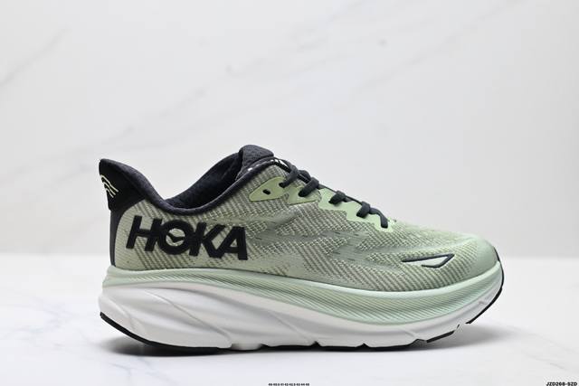 公司级Hoka M Clifton One9 轻量低帮户外越野跑鞋 户外山脉越野轻量运动跑鞋 鞋面用轻的无缝架构 鞋带用了弹性不易松脱的扁宽弹性鞋带 轻薄的Tp