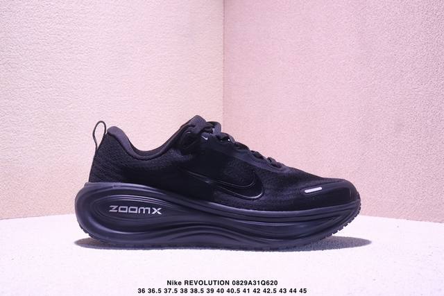 Nike Vomero Plus 耐克 舒适减震防滑 低帮跑步鞋 全掌Reactx泡绵中底 前掌和后跟还配备了Air Zoom气垫单元 据说跑起来更快更舒适哦