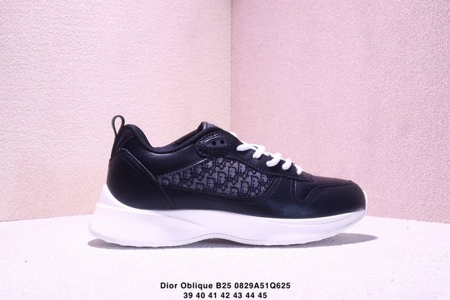 Dior 迪奥 男鞋采用翻毛皮组合3D喷涂尼龙网织科技鞋面材质，内嵌吸汗网布贴合Pu高弹发泡增高鞋垫，外置Tr光泽耐韧隔色橡胶鞋底法国高奢时装品牌 迪奥 Dio