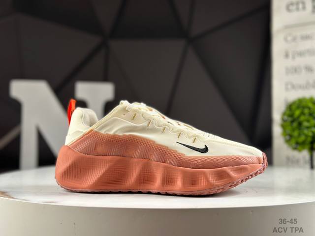 公司级Hyein Seo X Nike Ava Rover Ava Rover 联名鞋 该鞋款采用流线型轮廓设计，鞋面结合 Tpu 网格支撑结构，中底搭载 Re
