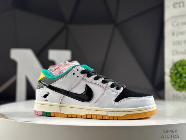 公司级半码耐克 Nike Sb Dunk Low 教育基金会联名 低帮休闲板鞋 货号：Hj4132-100 Atl #鞋款设计充满校园元素,鞋舌是机读卡元素，后
