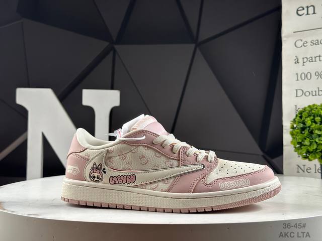 新品发布 公司级头层Travis Scott X Nike Air Jordan 1 Low X Labubu Air Jordan 1 Low 倒钩 反转粉白