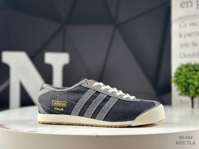 真标带半码 阿迪达斯 Ad Originals Denim Italia Spzl 货号:Hp1 0 阿迪防滑耐磨低帮运动休闲鞋 #上世纪70年代的经典之作，高