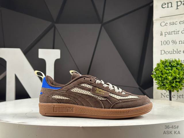 特价Puma Palermo Og 复古单品 彪马 防滑耐磨低帮德训板鞋 孔眼底座和脚趾凸起由绒面革材料制成 支持侧踏时的踏步工作 脚背和侧板采用尼龙网布 即使