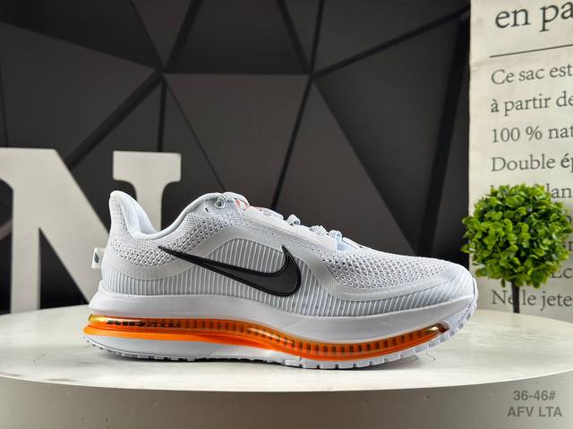 公司级耐克 Nike Air Zoom Nike Pegasus Premium耐克 新款气垫缓震休闲跑步鞋 Pegasus Premium 搭载了 Nike