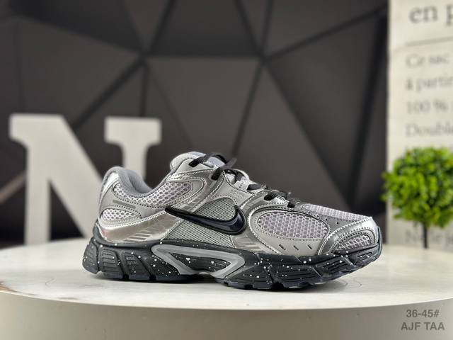 真标半码耐克 Nike V5 Rnr 耐克 舒适百搭防滑耐磨 低帮休闲鞋 货号:Hj5228-003 Ajf 尺码:36 36.5 37.5 38 38.5 3