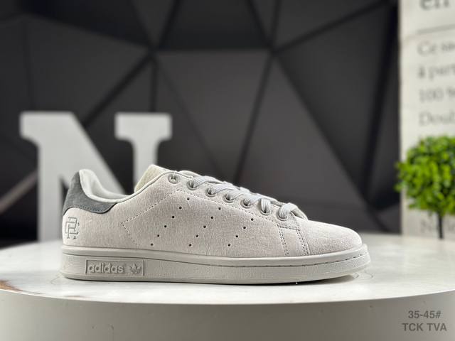 公司级带半码 再现创意联名！加拿大温哥华品牌 卫冕冠军Reigning Champ X Adidas Stan Smith 史密斯 经典板鞋 麂皮浅灰暗灰 货号