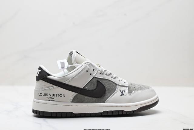 真标耐克Nike Dunk Low 扣篮系列 复古低帮休闲运动滑板板鞋 货号:Fc1688-136 尺码:36 36.5 37.5 38 38.5 39 40