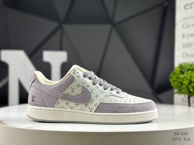 福利特价 耐克 Nike Court Vision 低帮百搭 透气休闲运动板鞋 兼顾舒适脚感和出众风范 演绎匠心之作 结构性的支撑贴合感结合复古篮球设计 电绣工