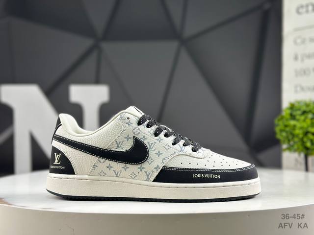 福利特价 耐克 Nike Court Vision 低帮百搭 透气休闲运动板鞋 兼顾舒适脚感和出众风范 演绎匠心之作 结构性的支撑贴合感结合复古篮球设计 电绣工