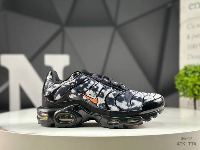 耐克 Nike Air Max Plus 全掌气垫缓震舒适 休闲鞋跑步鞋运动男鞋 货号：Fv6913 001 尺码:如图所示 Atk Tta