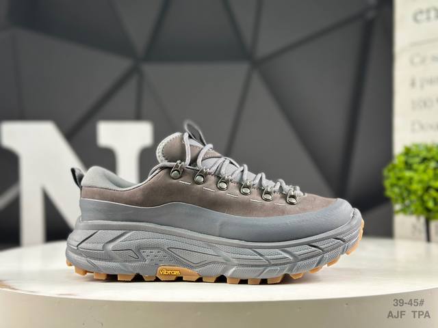 Hoka One One Tor Summit 休闲美观 低帮跑步鞋 原装轻量化材料 Fresh Foam超轻量中底 全部用料过3C认证 滚动平衡科技减少33%