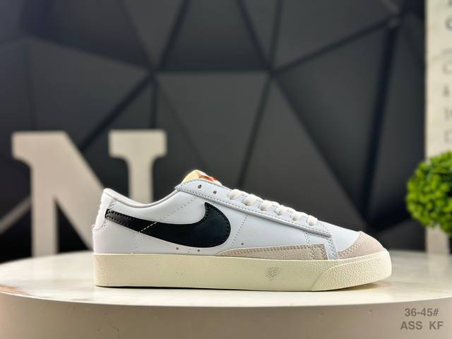 真标带半码 耐克 Nike Blazer Low '77 Jumbo 百搭单品全新焕新升级经典 Blazer 鞋款 Swoosh 突出新时代更加张扬的潮流感 对