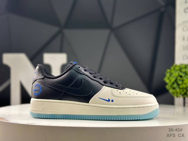福利特价 耐克 Nike Air Force 1 Low 空军一号低帮百搭休闲运动板鞋。柔软、弹性十足的缓震性能和出色的中底设计，横跨复古与现代的外型结合，造就