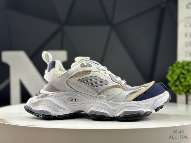 巴黎世家 Balenciaga Cargo Sneaker 巴黎世家十一代圆头系带 舒适百搭低帮生活休闲鞋老爹鞋 全套原纸板楦头开发 最原汁原味的灵魂版型 全鞋
