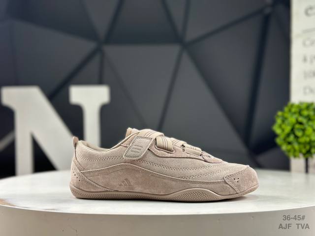 阿迪达斯 Adidas Urban Reverie Js2445 阿迪舒适时尚魔术贴防滑耐磨生活休闲鞋 尺码：36 36.5 37 38 38.5 39 40