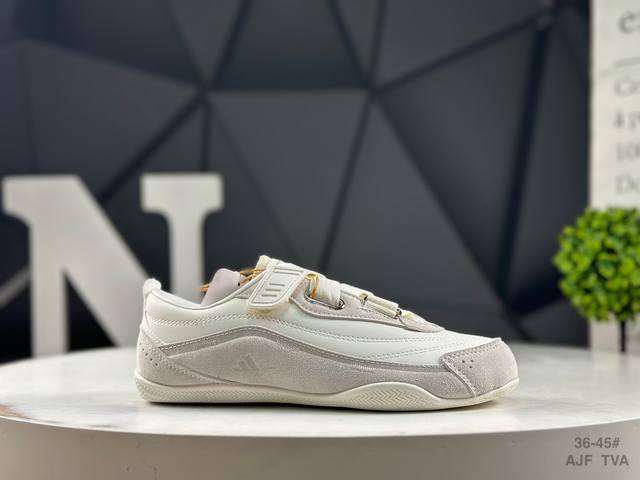 阿迪达斯 Adidas Urban Reverie Jq9390 阿迪舒适时尚魔术贴防滑耐磨生活休闲鞋 尺码：36 36.5 37 38 38.5 39 40
