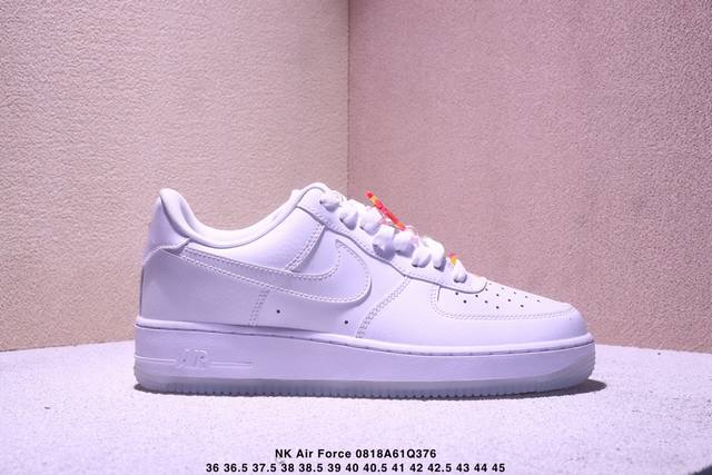 公司级Nk Air Force 1′07 Low 空军一号低帮百搭休闲运动板鞋 Ib8875-111 柔软、弹性十足的缓震性能和出色的中底设计 横跨复古与现代的