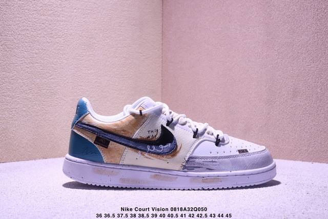 公司级Nike Court Vision 1 Low“幻影十字架” 手绘涂鸦定制板鞋 幻影十字架常作为一种印花图案出现，具有独特的视觉效果。将幻影十字架与梵文、