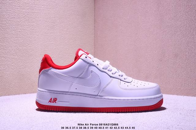 耐克Nike Air Force 7Lx空军一号低帮百搭休闲运动板鞋。柔软、弹性十足的缓震性能和出色的中底设计，横跨复古与现代的外型结合，造就出风靡全球三十多年