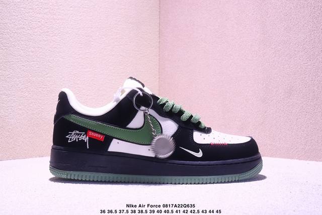 海外爆款限量发售！公司级Nike Air Force 1 '07 Low “斯图西联名 米黑绿红标”空军一号 低帮 运动鞋 休闲鞋 折边针车 工艺难度大 原楦头
