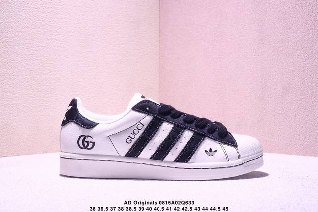 纯原 Clot X Ad Originals三叶草#贝壳头古驰联名限定 贴合柔软皮料黑白配色 ，这双鞋的整体设计思路和风格可以说很Clot。鞋款整体选用了易穿搭