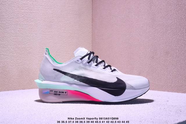 公司级Nike Zoomx Vaporfly Next% 4耐克 轻量化 网面透气运动鞋 这款新一代最强跑鞋在鞋面和鞋底都进行了全方位升级鞋面使用了全新 Vap