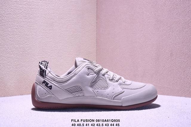 Fila Fusion斐乐 F12M532152Fbf秋季新品街头运动休闲鞋！ Size:40～45半 Xm0810Q935