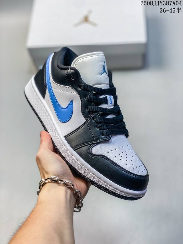 Air Jordan 1 Low 低帮 蓝柠檬 Aj1 乔丹1代 Aj1 乔1 低邦 蓝黄拼接 乔丹篮球鞋系列 鞋身采用蓝色皮革勾勒轮廓，明黄色注入后跟收尾，营