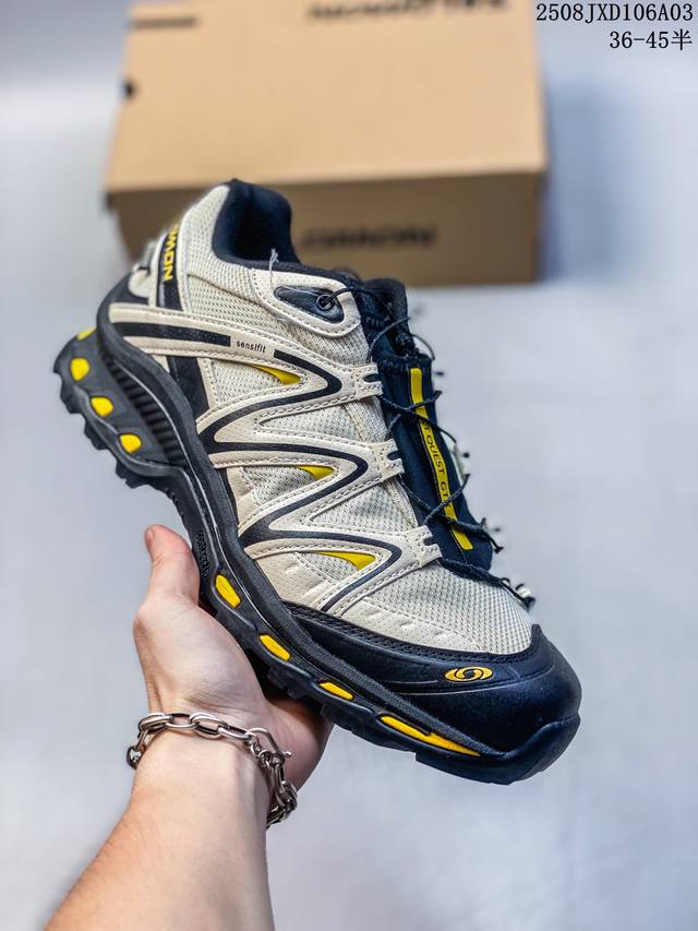 降价 公司级Salomon Xa Pro 3D萨洛蒙户外越野跑鞋 鞋面采用Sensifit贴合技术 全方位贴合包裹脚型 鞋跟部鞋底牵引设计 提供强大的抓地性能