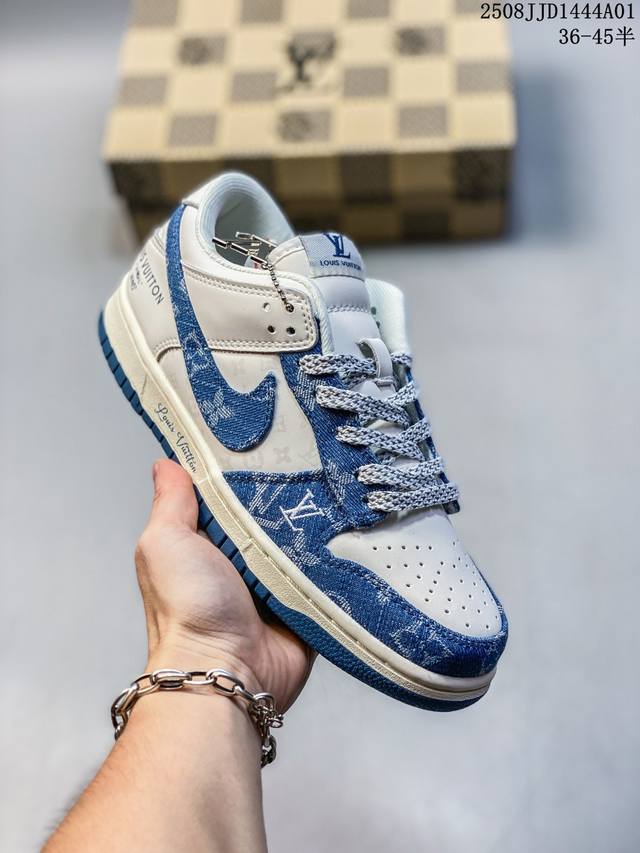 耐克 Nike Dunk Low Retro 运动鞋 2025 新年复古板鞋 路易威登联名。作为 80 年代经典篮球鞋款，起初专为硬木球场打造，后来成为席卷街头