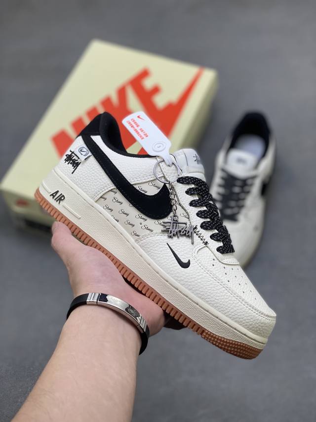 海外限量发售！公司级Nike Air Force 1 '07 Low 空军一号低帮 运动鞋 休闲鞋 折边针车 工艺难度大 原楦头原纸板 原装鞋盒 定制五金配件