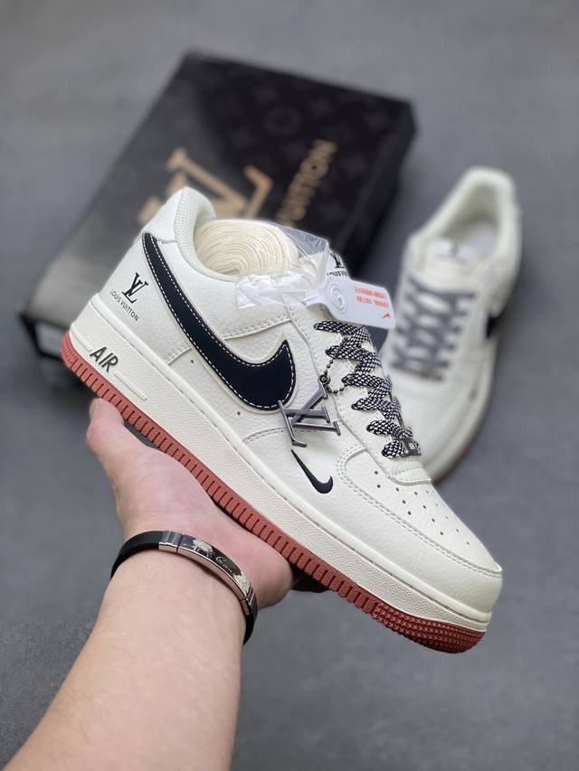 海外限量发售！公司级Nike Air Force 1 '07 Low 空军一号低帮 运动鞋 休闲鞋 折边针车 工艺难度大 原楦头原纸板 原装鞋盒 定制五金配件