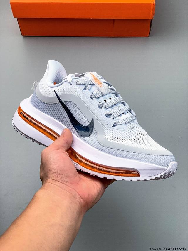 耐克Nike Pegasus Premium 减震防滑耐磨透气休闲跑步鞋 兼顾迅疾外观和稳固脚感 后跟覆面和中足动态支撑巧妙融合 缔造稳定顺畅的迈步体验 080