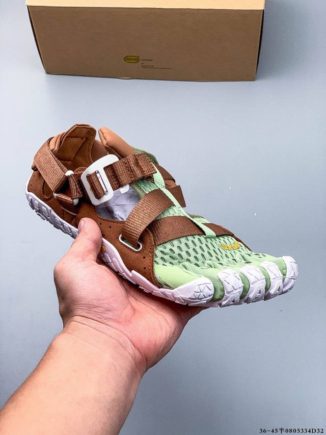 公司级！Suicoke 五指鞋 套脚 防滑 中帮 运动 沙滩鞋 Suicoke是日本一家运动休闲凉鞋品牌 以织带束缚搭配Vibram户外鞋底为主要设计思路 推出