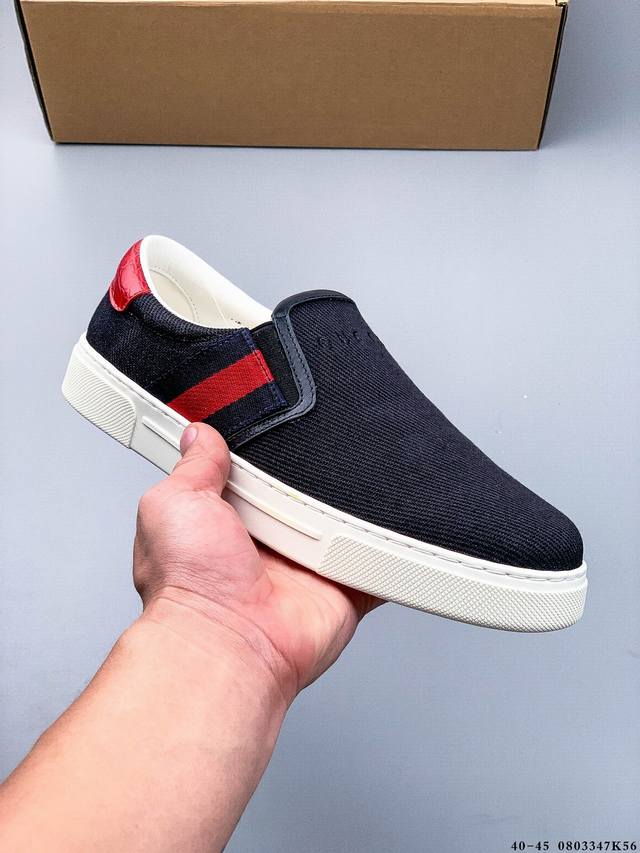 公司级！古驰Gucci 一脚蹬轻便乐福鞋 实用性和款式并重 原版1：1超精准复刻鞋楦皮料，做工舒适度都毫不逊色！ 0803347K56