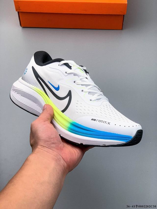 公司级！耐克Nike Air Alphazoom网面透气跑步鞋 兼顾迅疾外观和稳固脚感 后跟覆面和中足动态支撑巧妙融合 缔造稳定顺畅的迈步体验 采用密度更高的材