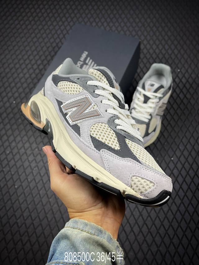 C New Balance 2010系列 新百伦 复古老爹风网布跑步休闲运动鞋 新百伦经典配色 沿袭了面世之初的经典科技 以Encap中底配以升级版 N-Erg