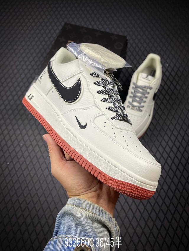 C 公司级Nike Air Force 1‘07 原楦头原纸板 打造纯正低帮空军版型 专注外贸渠道 全掌内置蜂窝气垫 原盒配件 原厂中底钢印、拉帮完美 货号:C