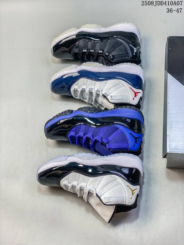 公司级Air Jordan 11 ”Cherry“ 高帮 Aj11 乔丹11代 Aj11 乔11 高邦 白红 乔丹篮球鞋系列 整双鞋以白红色为主调，红色的漆皮搭